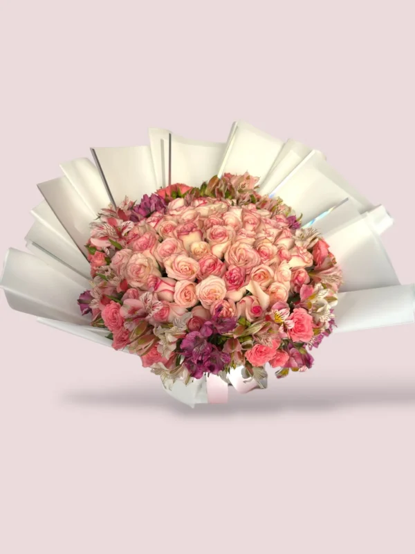 50 Rosas dovela con astromelia y mini rosa - Image 3